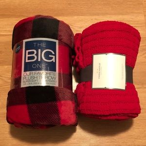 Throw blankets - Brand New